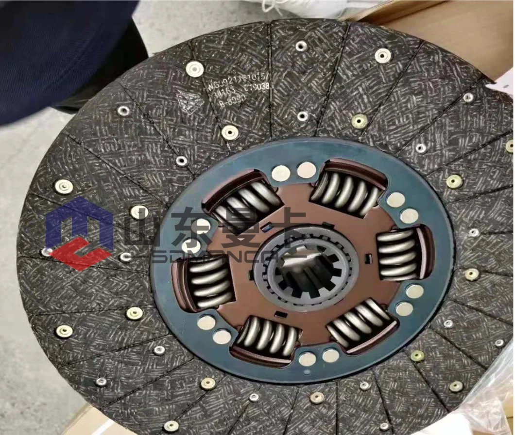 HOWO Truck Engine Parts Wg9114160020 Factory Supply Clutch Disc, Driven Plate Disc for Chinese Truck HOWO, Shaanxi, Dongfeng, FAW Dz1560160020/Leo200004A